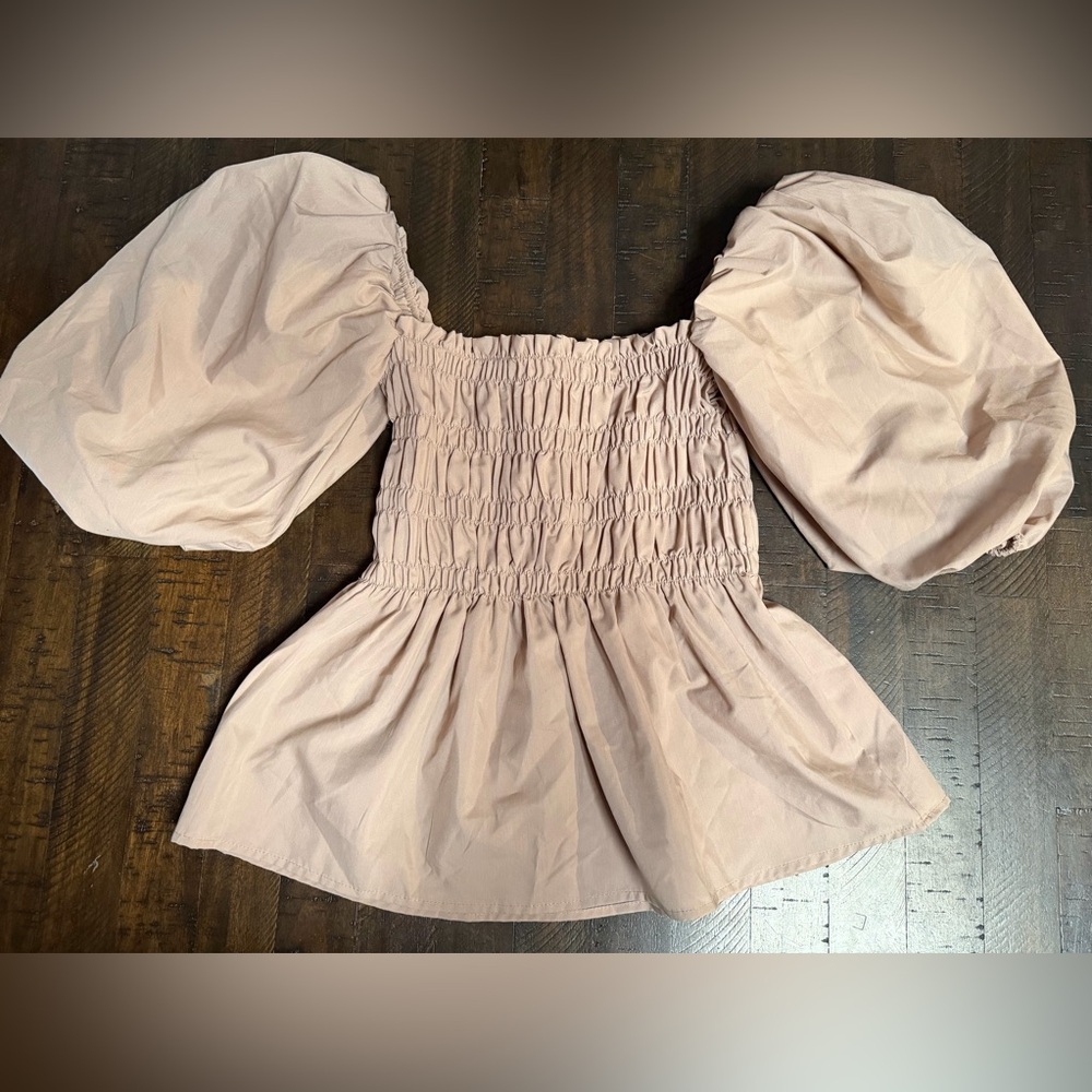 Vine & Love Blush Puff Sleeve Smocked Blouse